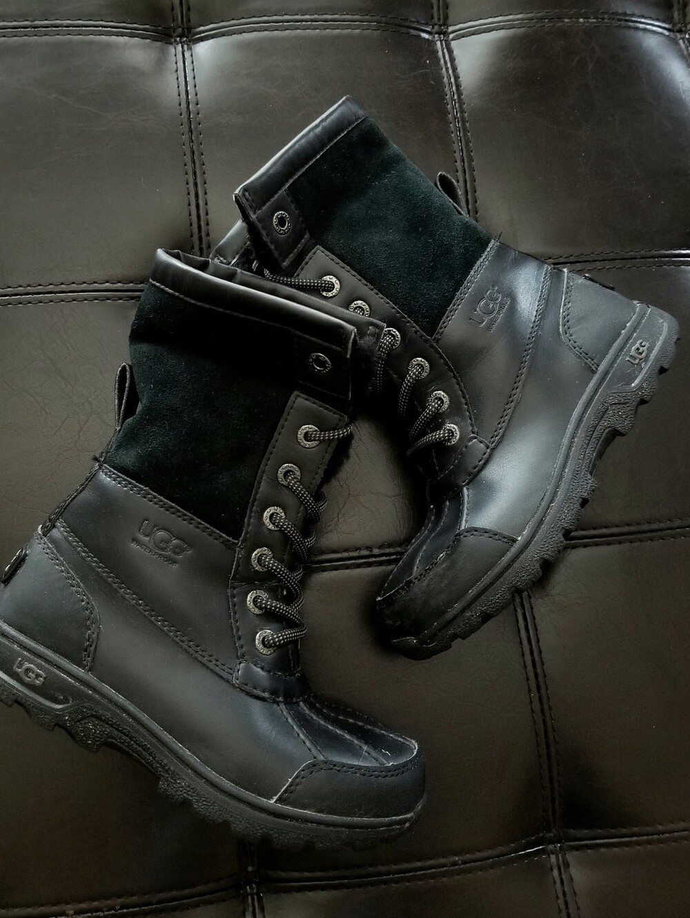 ❗UGG Kids Butte II CWR Waterproof Winter Boots Black Suede Size 13❗